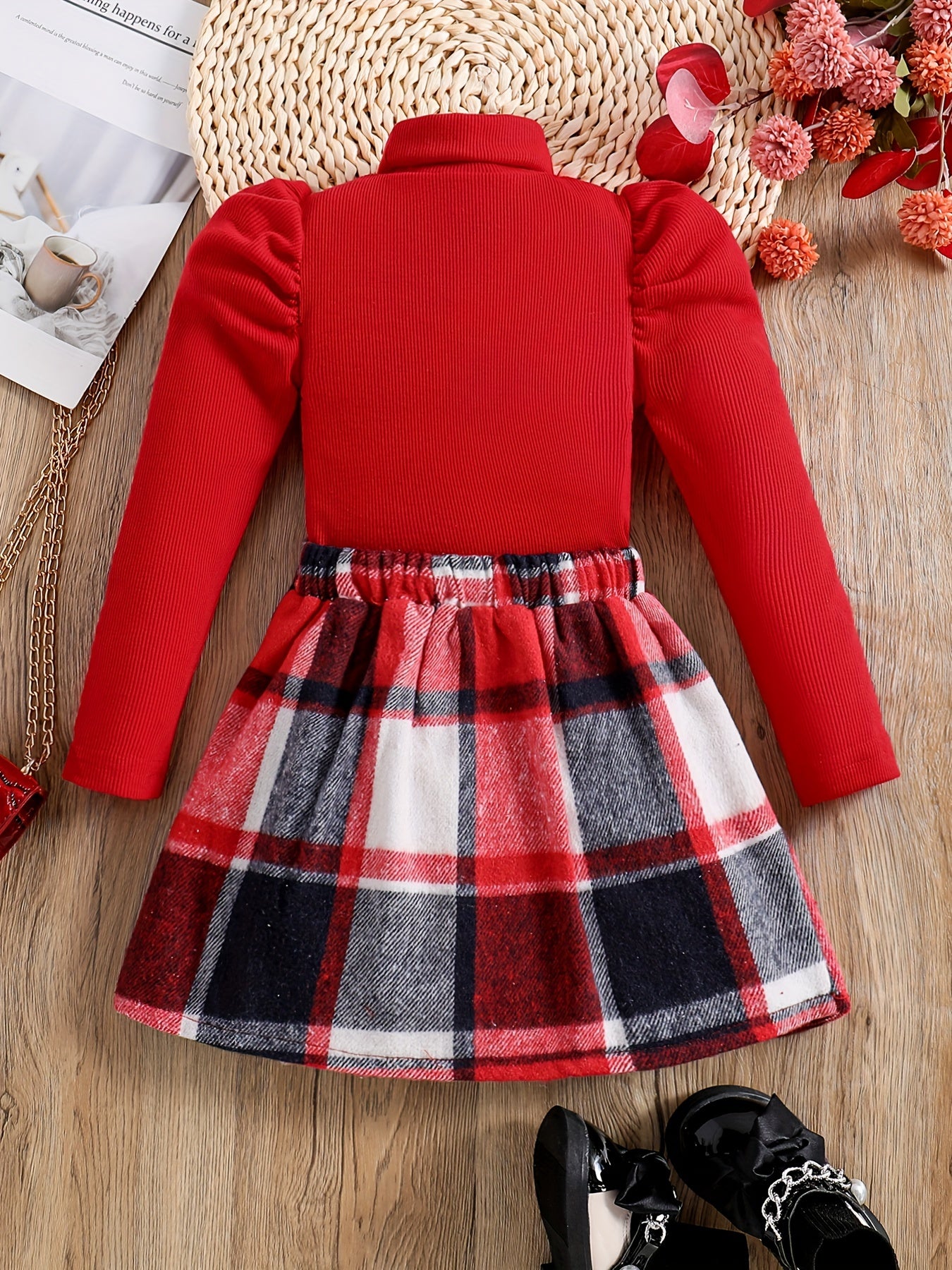 2-teiliges elegantes Mädchen-Outfit, Rollkragenoberteil und Rock mit Karomuster