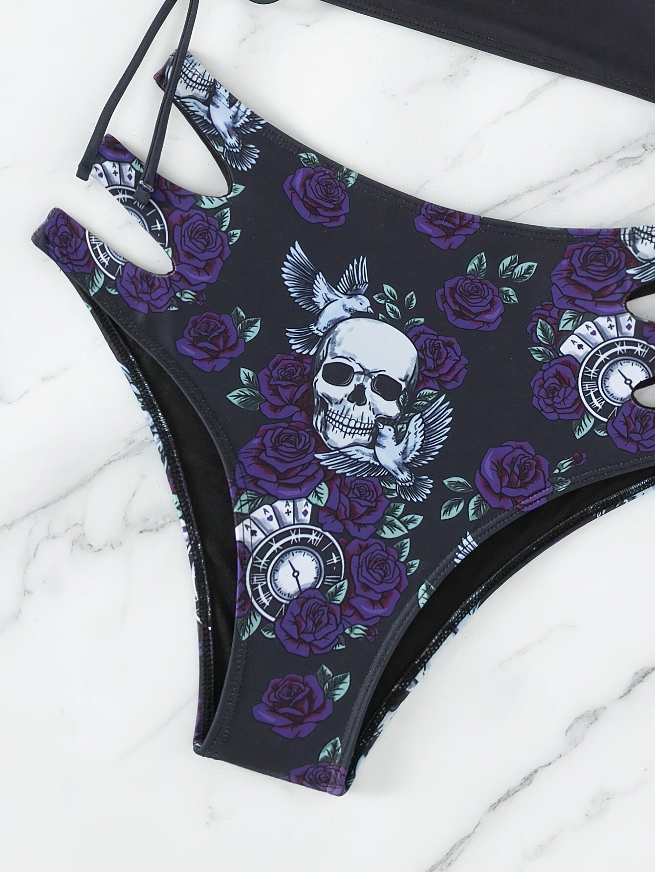 2-teiliges Bikini-Set im Gothic-Punk-Stil mit Rosen-Totenkopf-Print