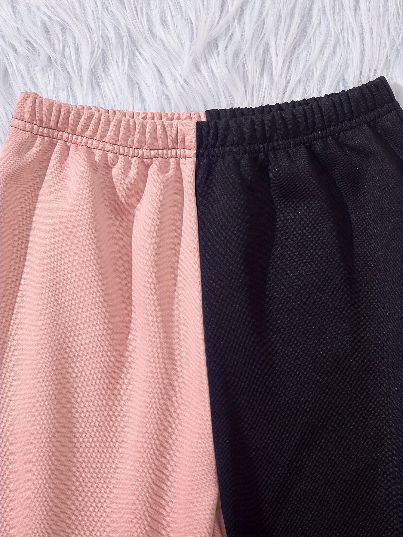 2-teiliges Outfit mit Schmetterlingsmuster Mädchen, Kapuzenpullover und Jogginghose