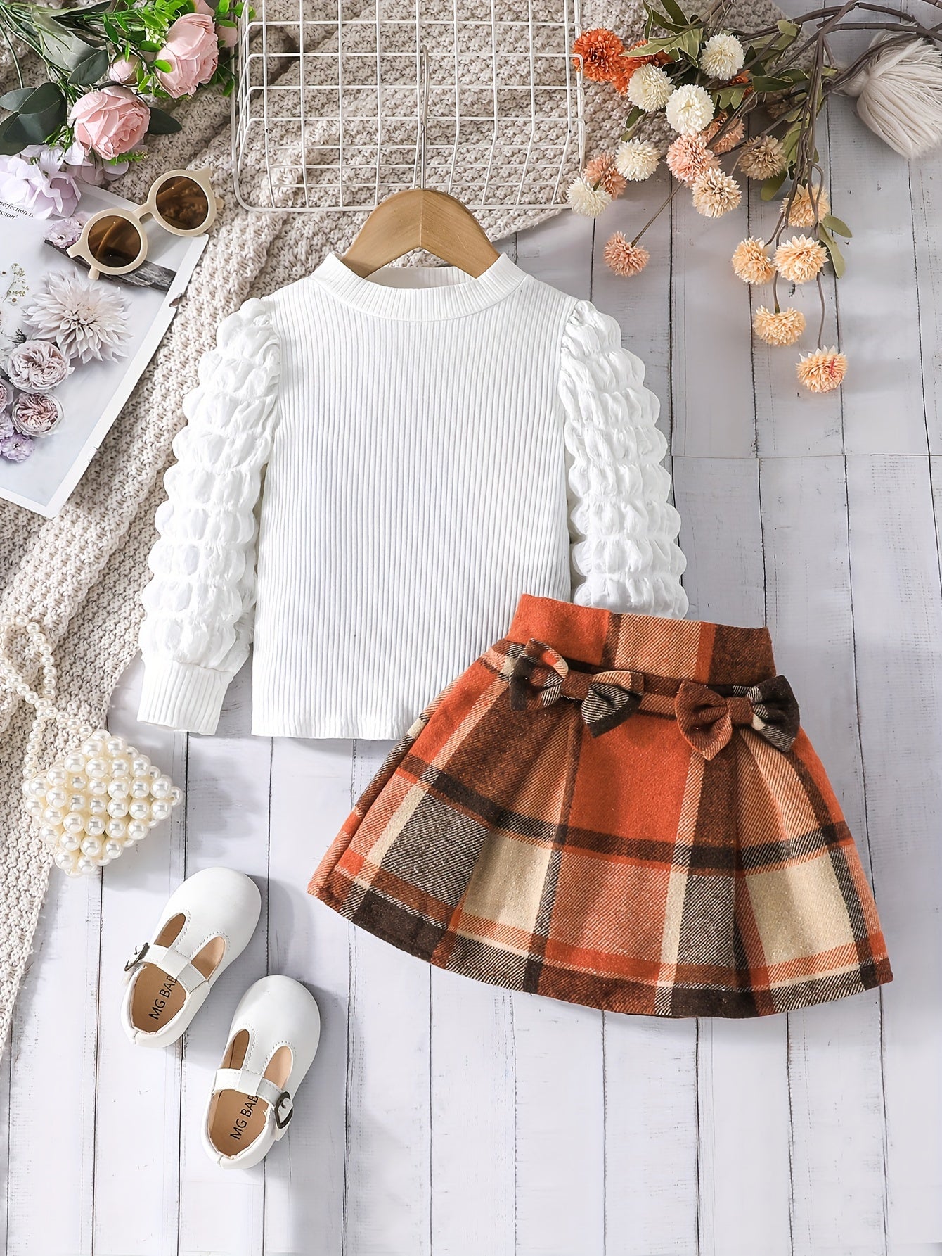 2-teiliges Set mit Puffärmeln, Oberteil und kariertem Rock – Winter-/Herbst Mädchen