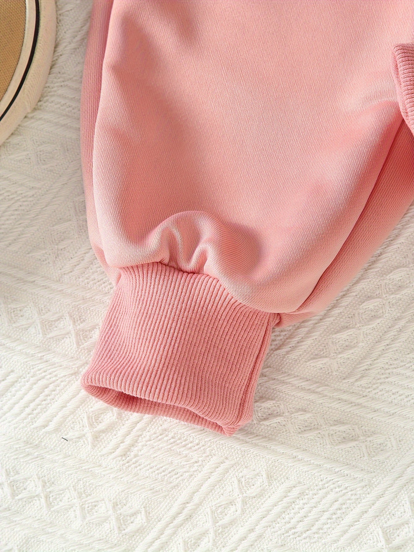 3-teiliges Outfit für Mädchen, mit kurzem Kapuzenpullover, Tanktop & Sporthose