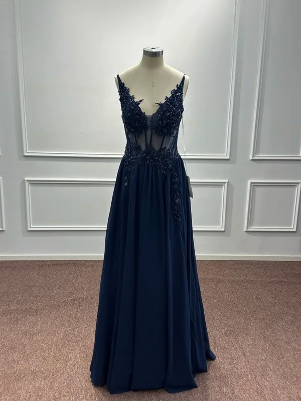 Elegantes Spaghetti-Träger Abendkleid Modell 2024