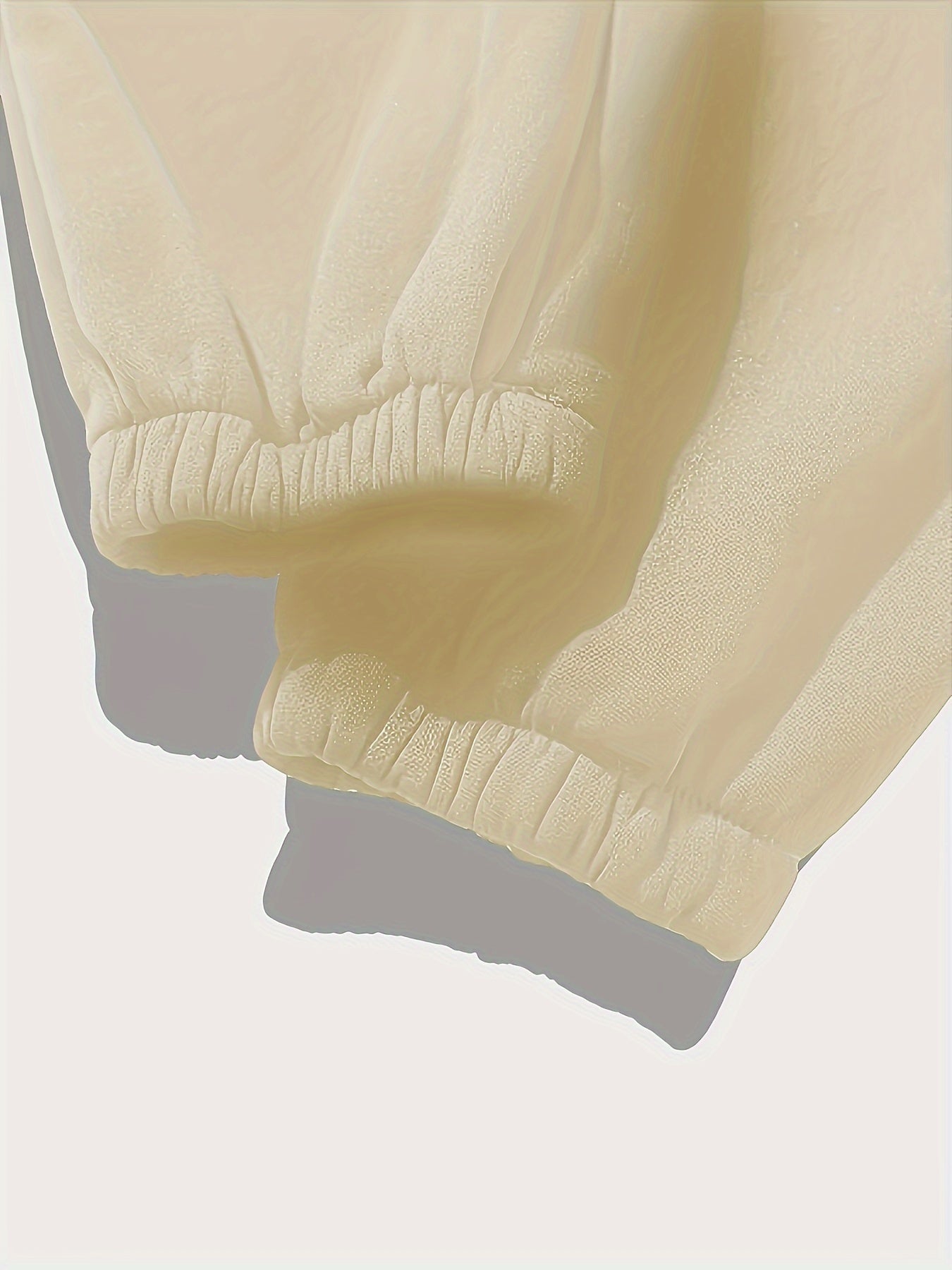 Neues Set aus Kapuzenpullover und Hose Jogging Anzug (Model 2024 Winter)