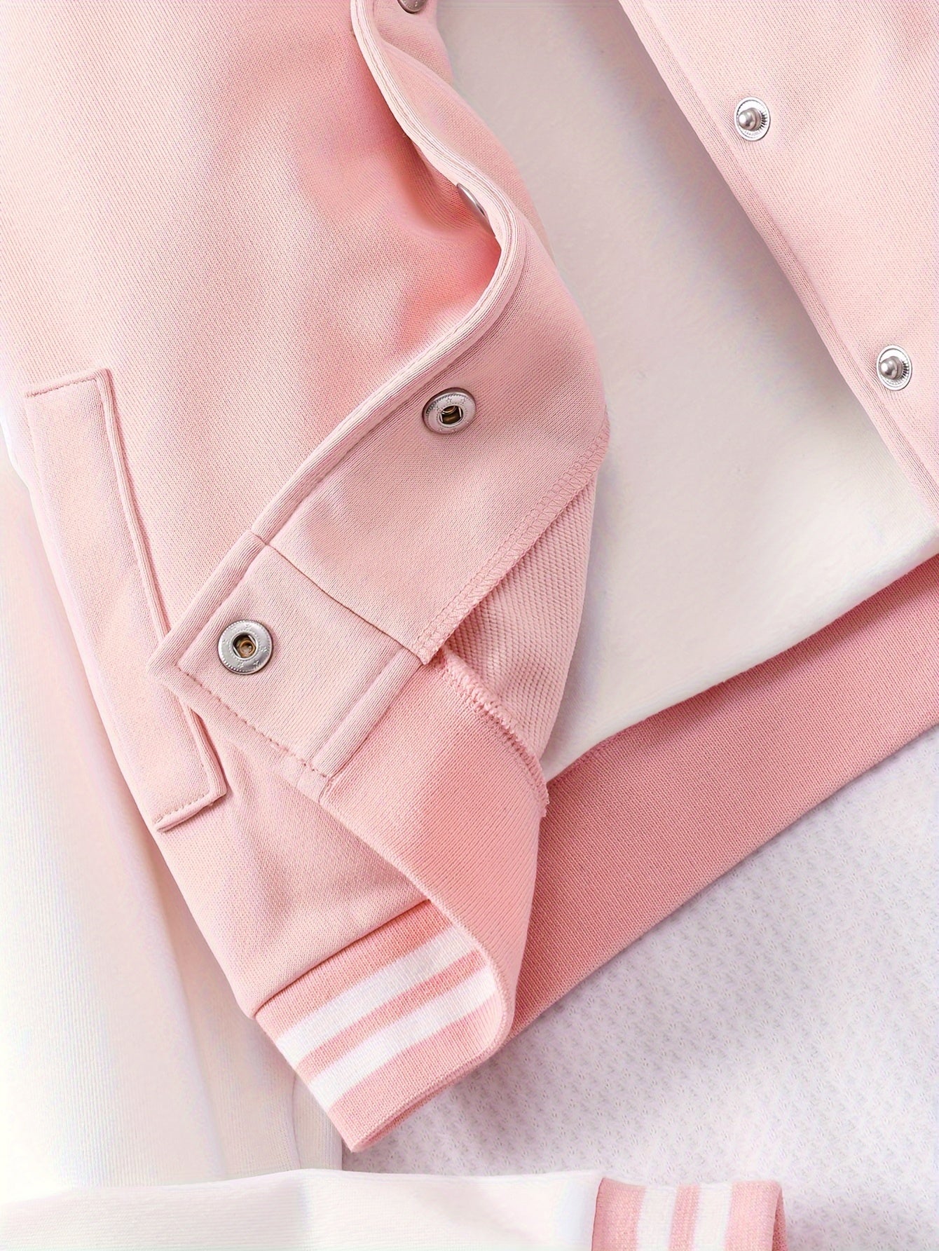 Preppy-Set aus Baseballjacke und Faltenrock für Mädchen – Lange Ärmel