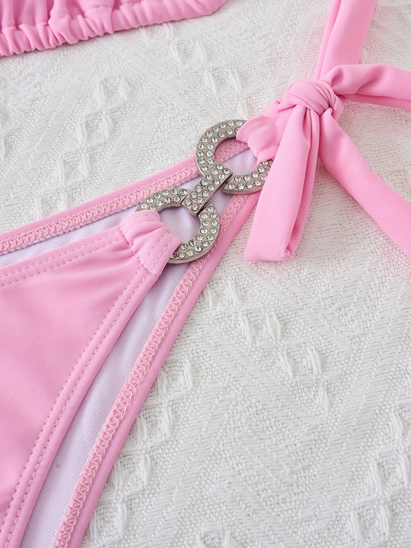 2-teiliges Bikini-Set mit Neckholder und Kettengliedern und Bindeband