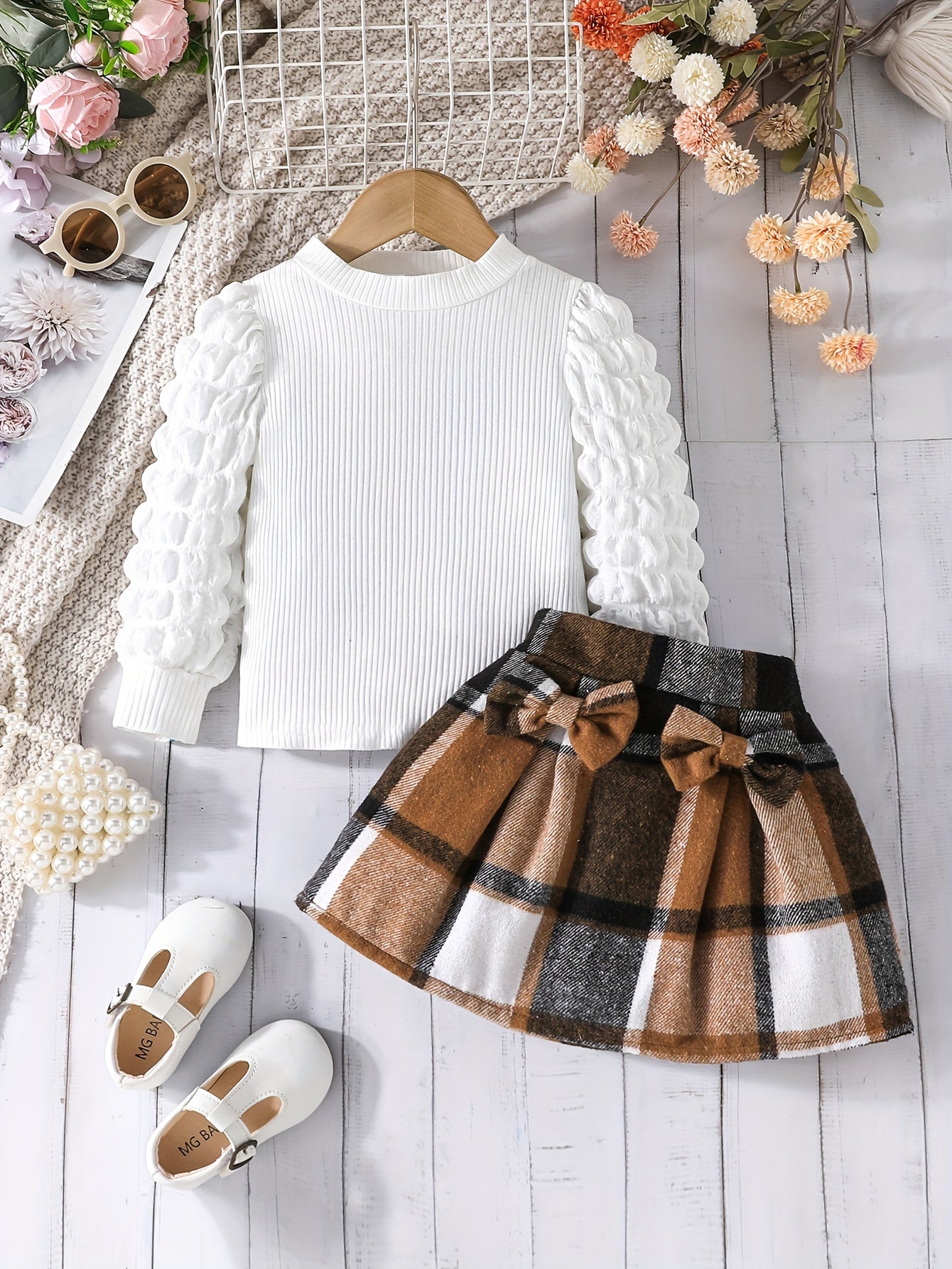 2-teiliges Set mit Puffärmeln, Oberteil und kariertem Rock – Winter-/Herbst Mädchen