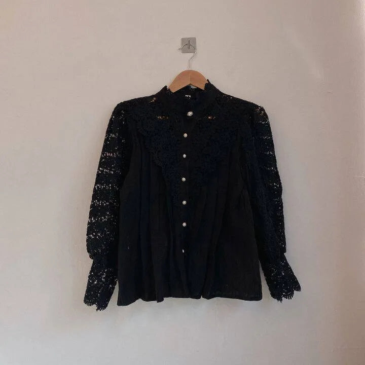 XWOMENDAY Elegante Blumenspitzen Bluse 2024