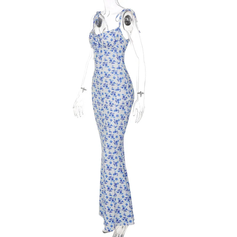 Hawthaw Sommerkleid lang Model 2024