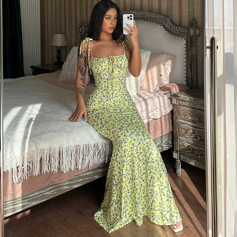 Hugcitar Blumendruck Kleid lang 2022