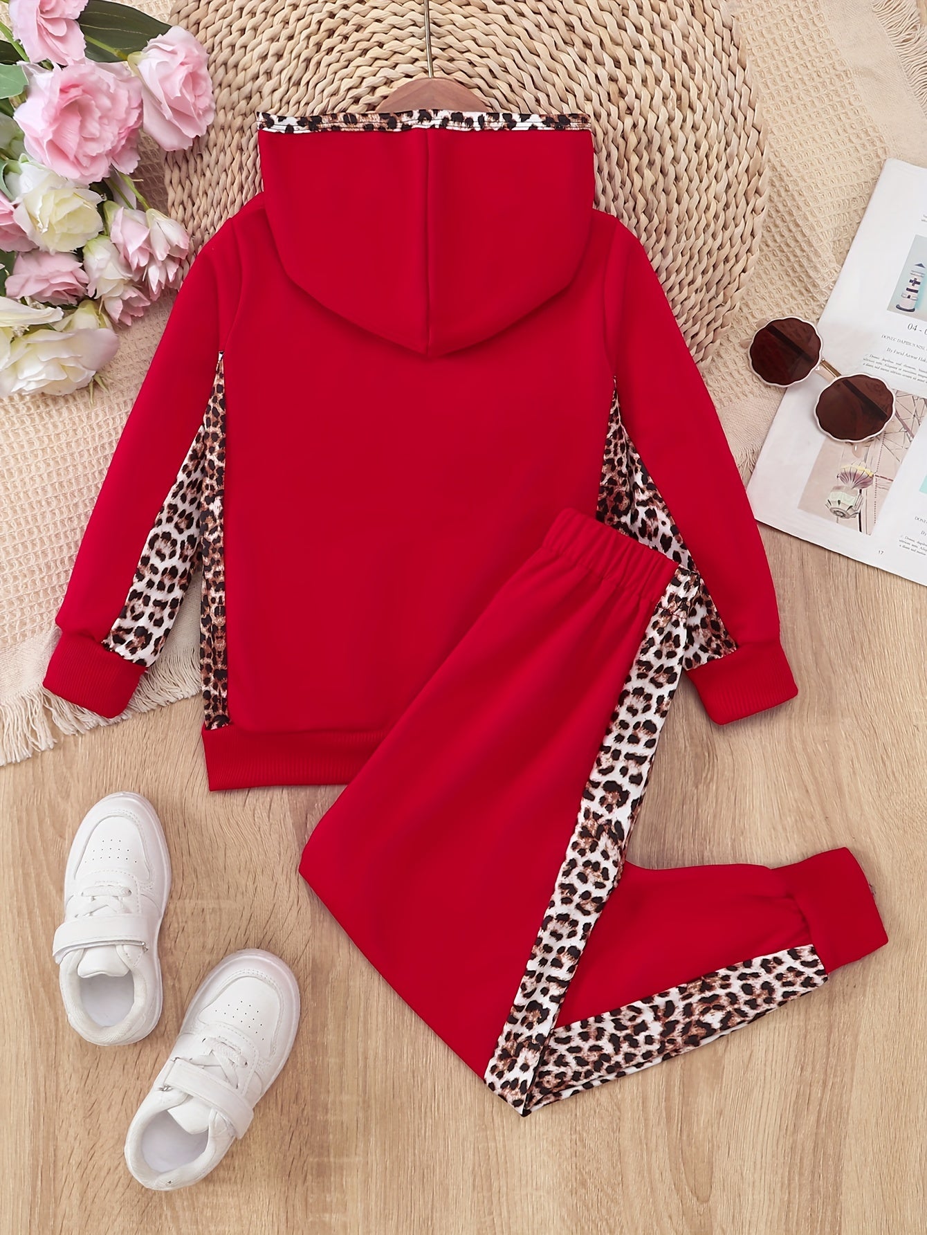 2-teiliges Mädchen-Set mit Kapuzenpullover und Jogginghose MAMA'S BESTIE