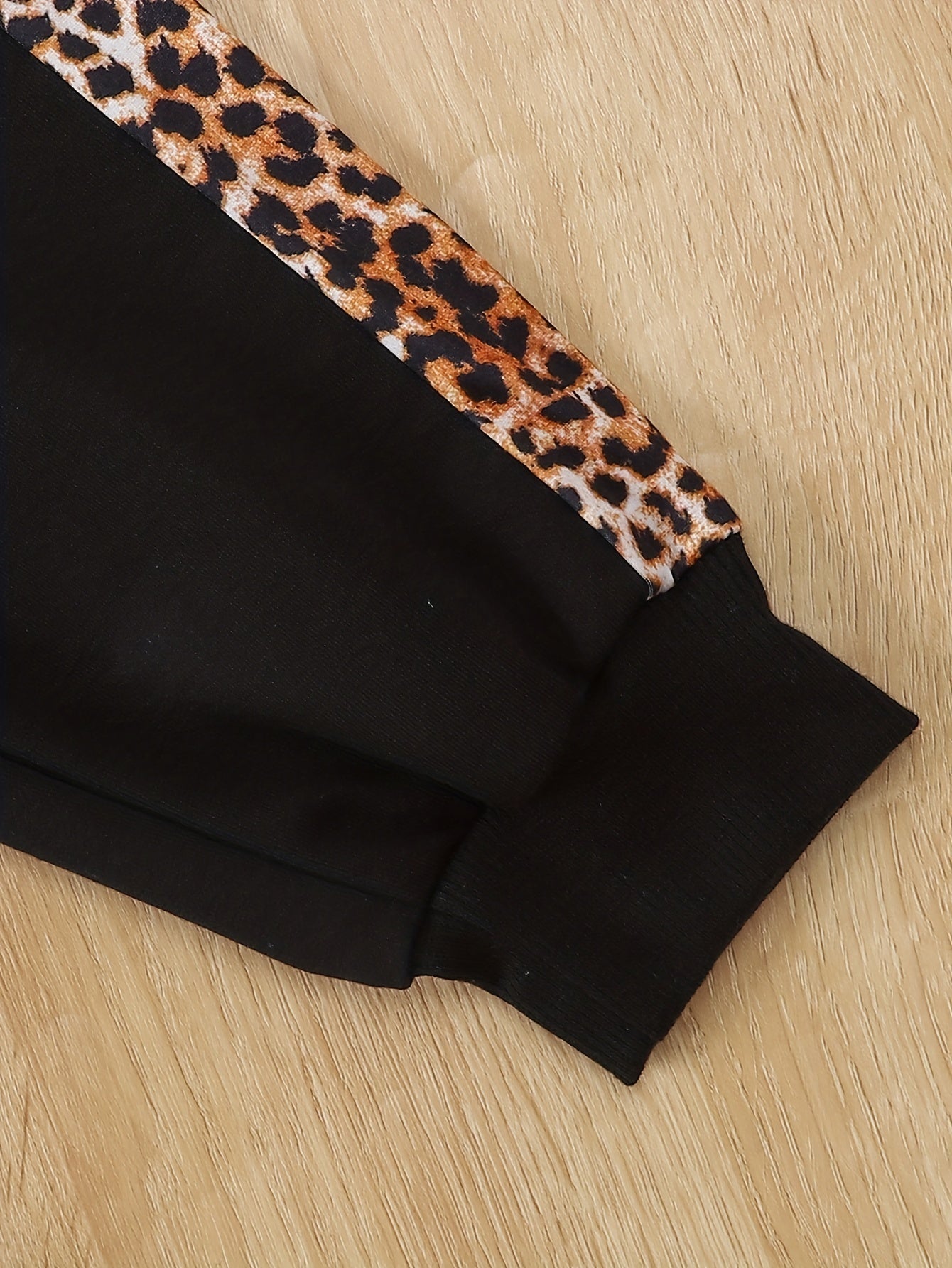 2-teiliges Mädchen-Set mit Kapuzenpullover und Jogginghose MAMA'S BESTIE
