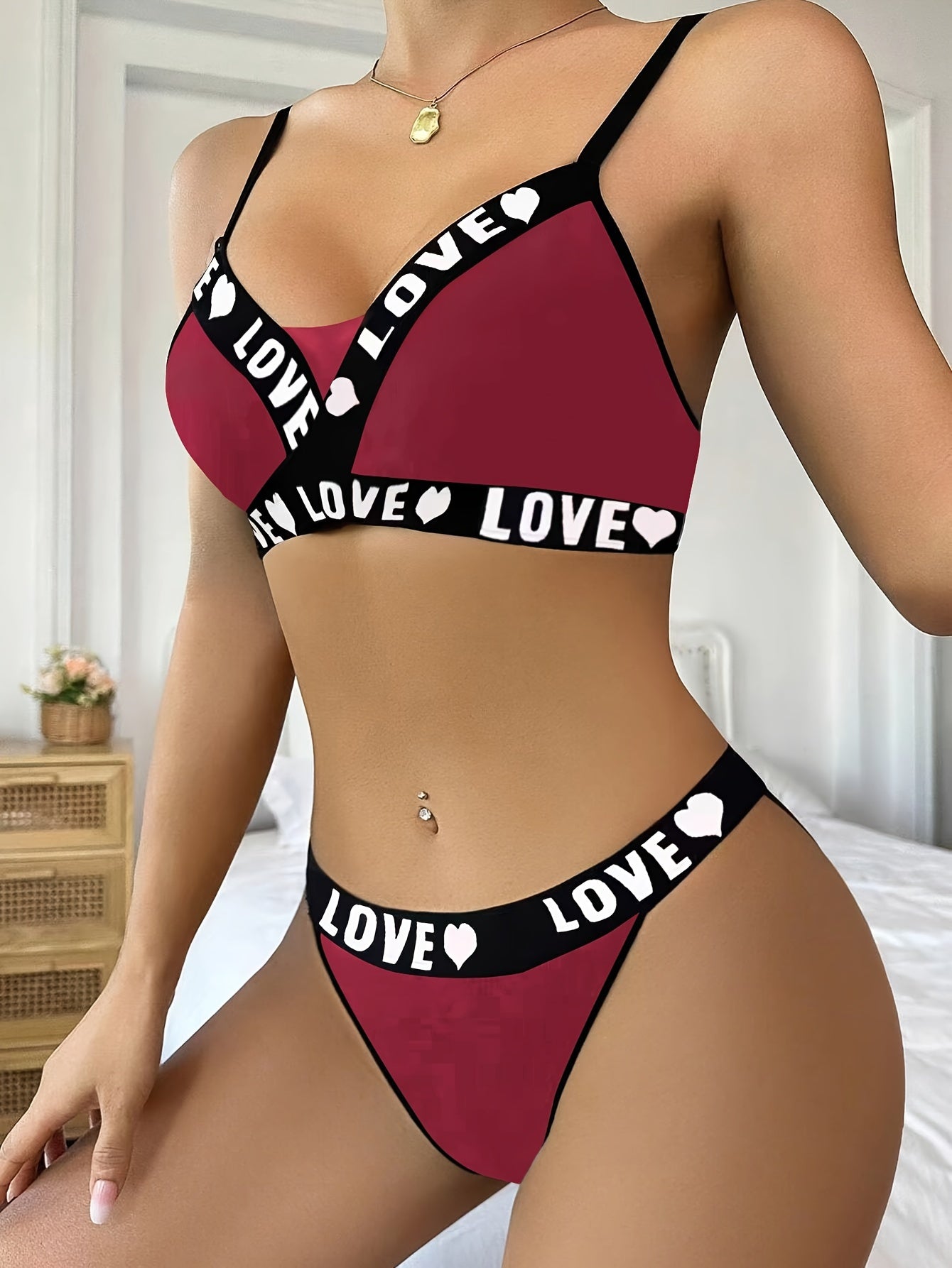 Sexy Lingerie Push Up BH - Unterhosen Set / Model Love