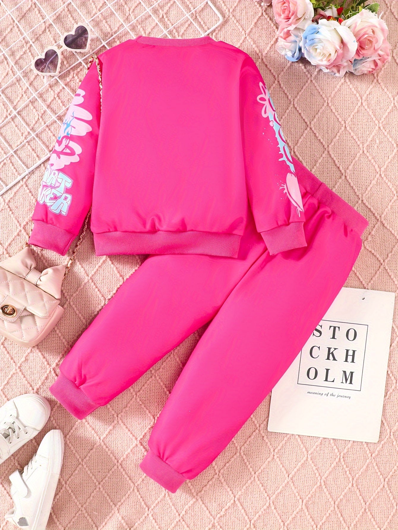 2-teiliges Set Langarm-Sweatshirt und Hose mit Graffiti-Herzen für Mädchen